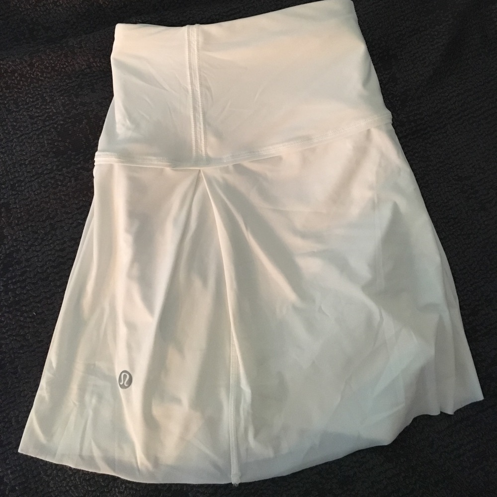 NWOT Lululemon golf/tennis skort
